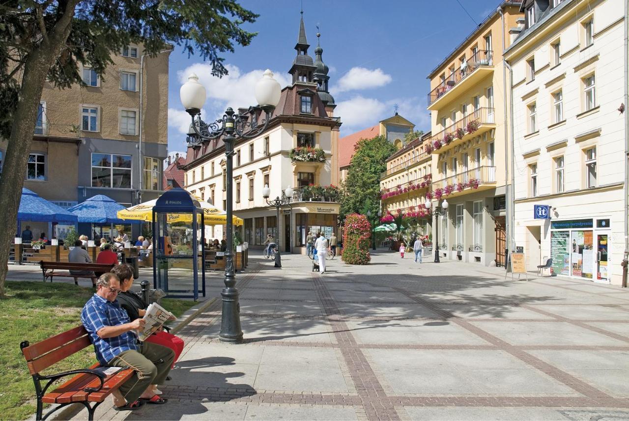 Aparthotel Edward Jelení Hora Exteriér fotografie