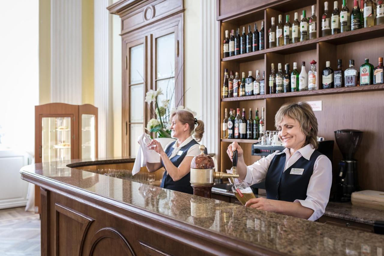 Aparthotel Edward Jelení Hora Exteriér fotografie